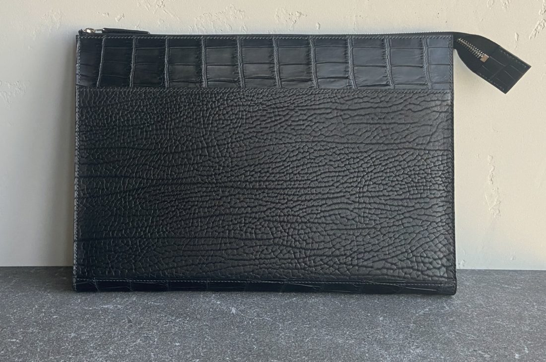 A folder case for a laptop