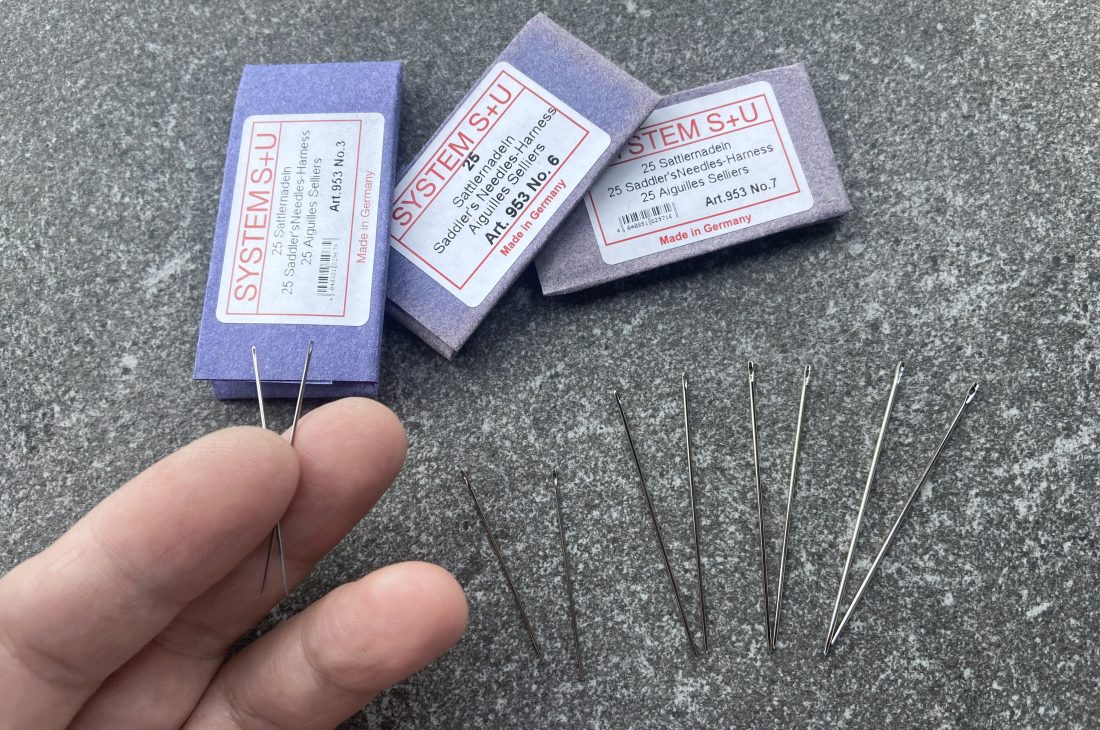 System S+U needles for hand sewing leath