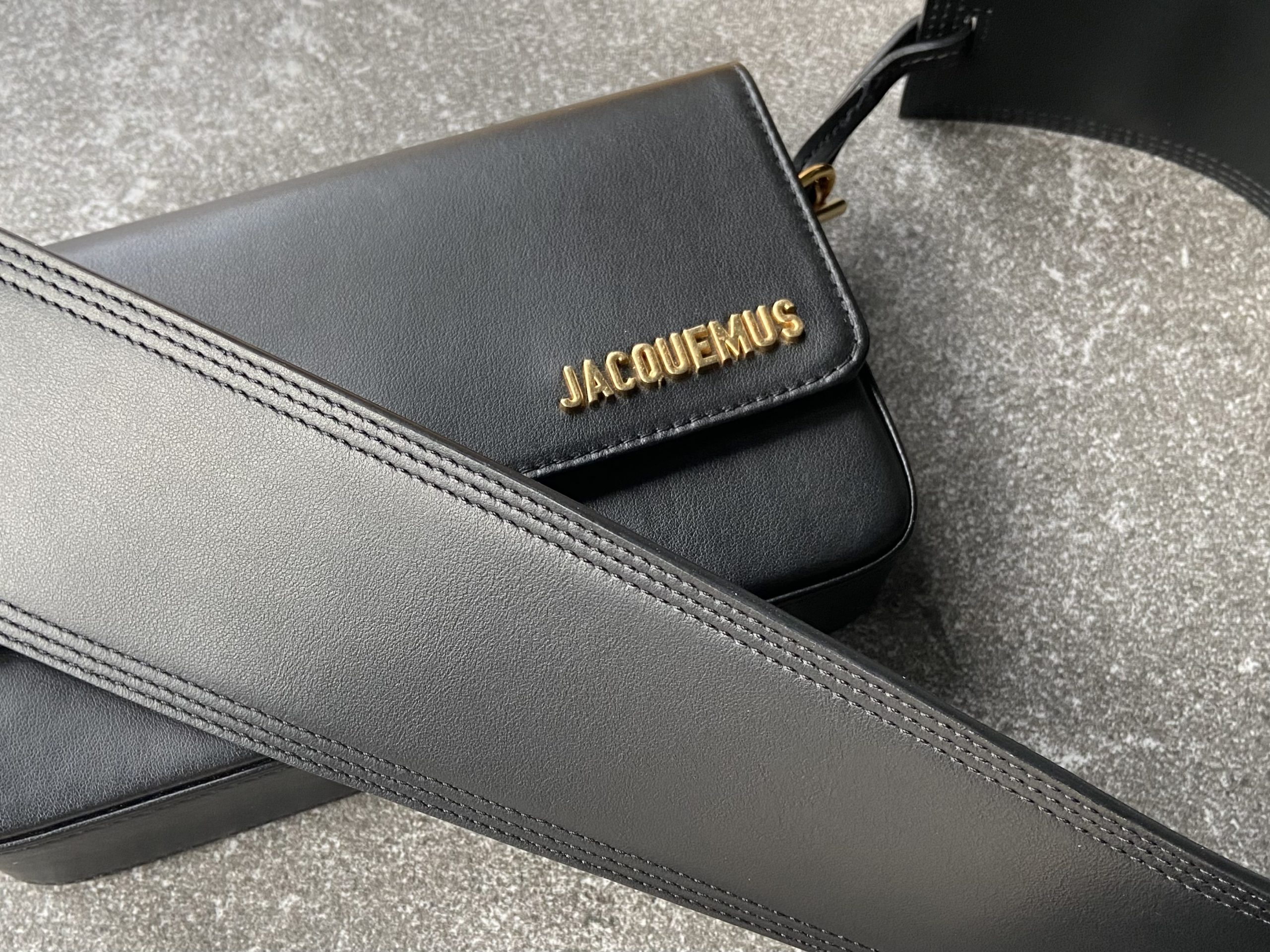 shoulder strap for the JACQUEMUS bag