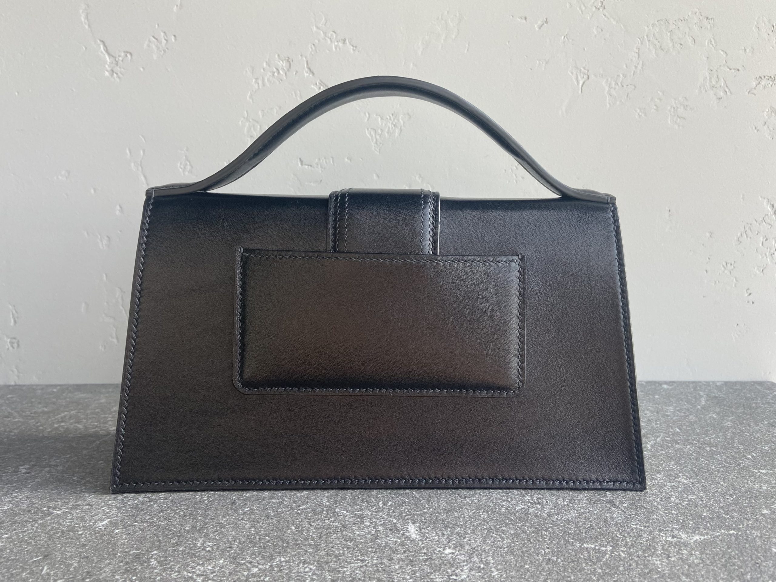 Black handbag for ladies