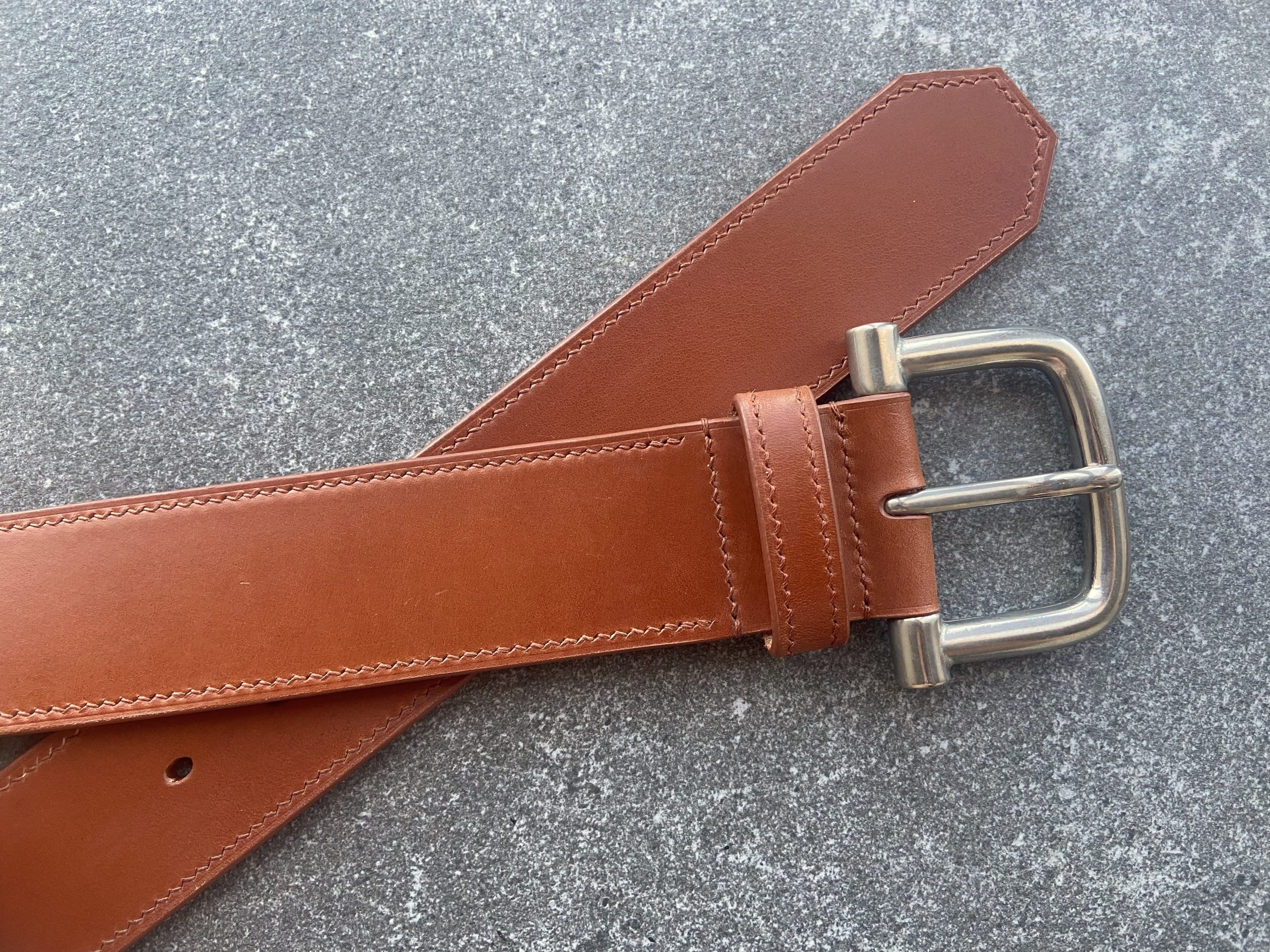 English leather trouser belt with wide keepers