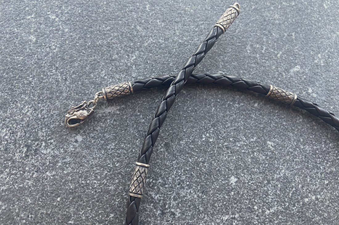 Braided Bolo cord with carabiner clasp