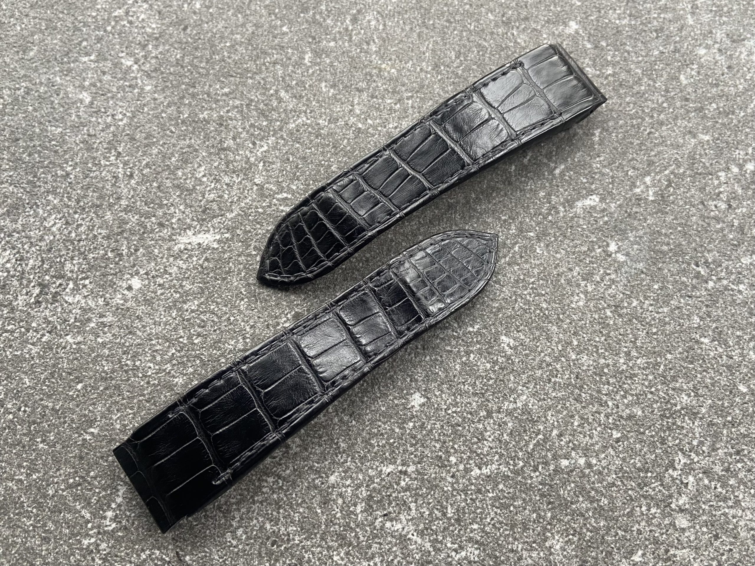 Customised strap for the Santos de Cartier watch