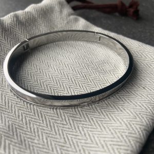 Stainless steel clic bracelet