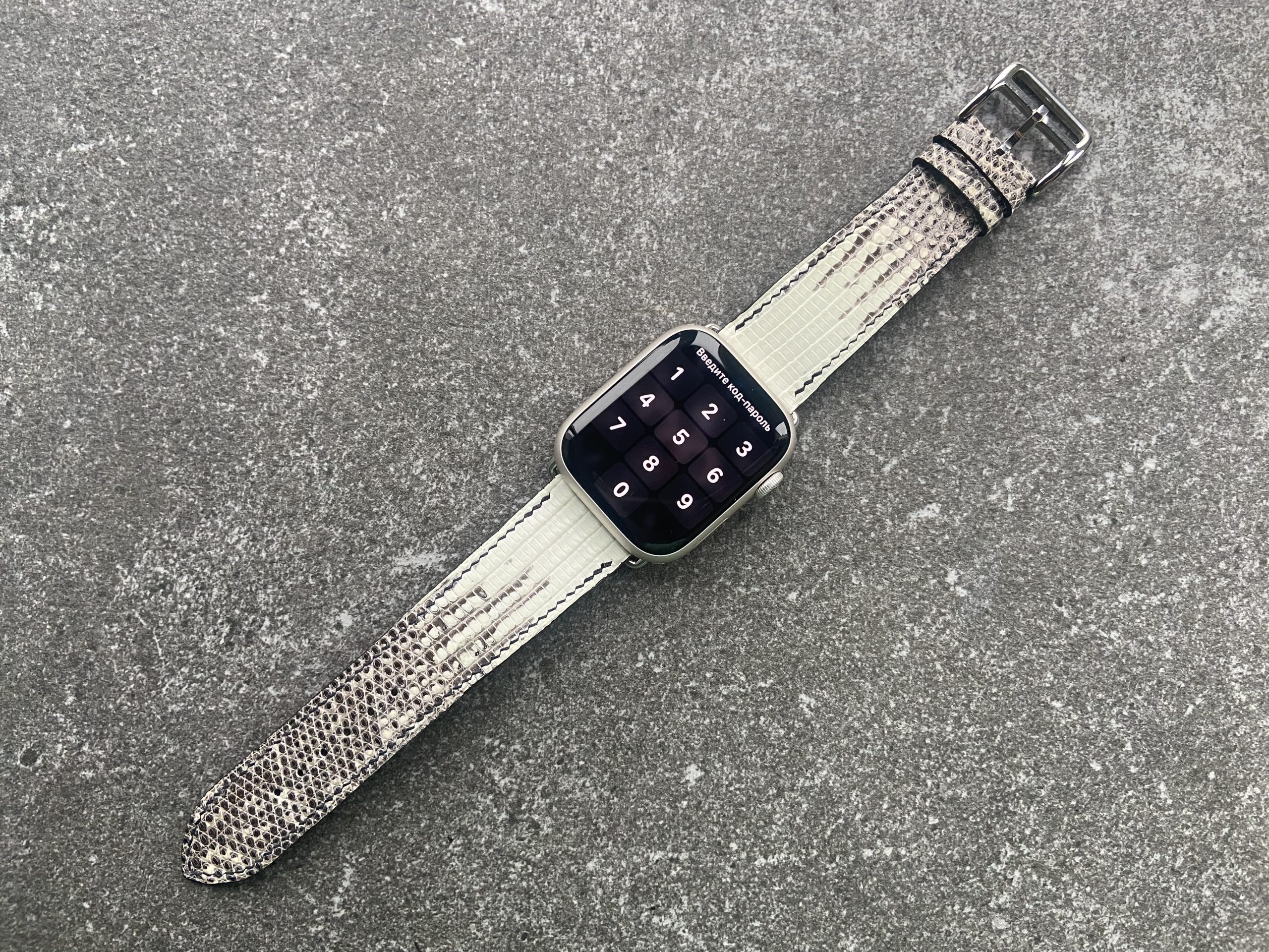 Ultra-Thin Lizard Print Leather Band for Apple Watch 42/44/45mm - Image 4