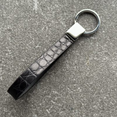 Black structured grain leather loop key holder with polished 316L stainless steel hardware