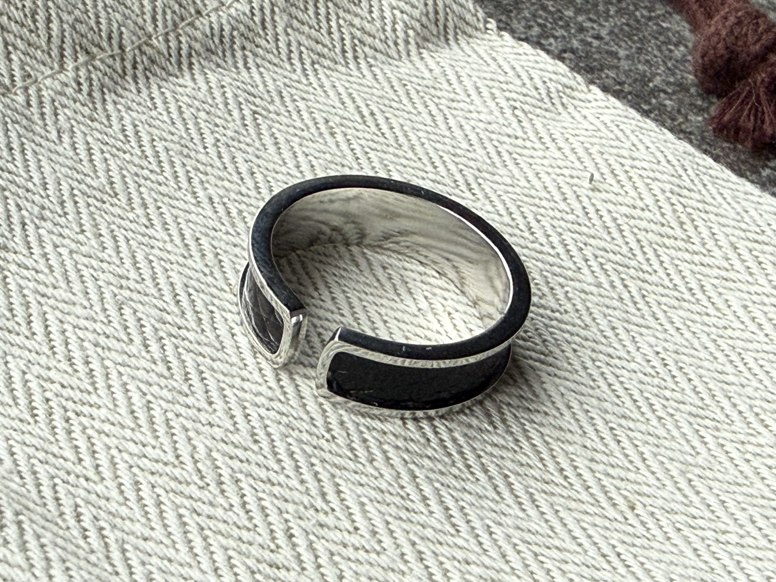 Stainless Steel Ring with Obsidian Scale Line Leather Inlay